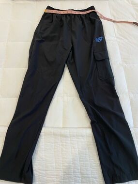 Men’s New Balance Size Large Black Joggers